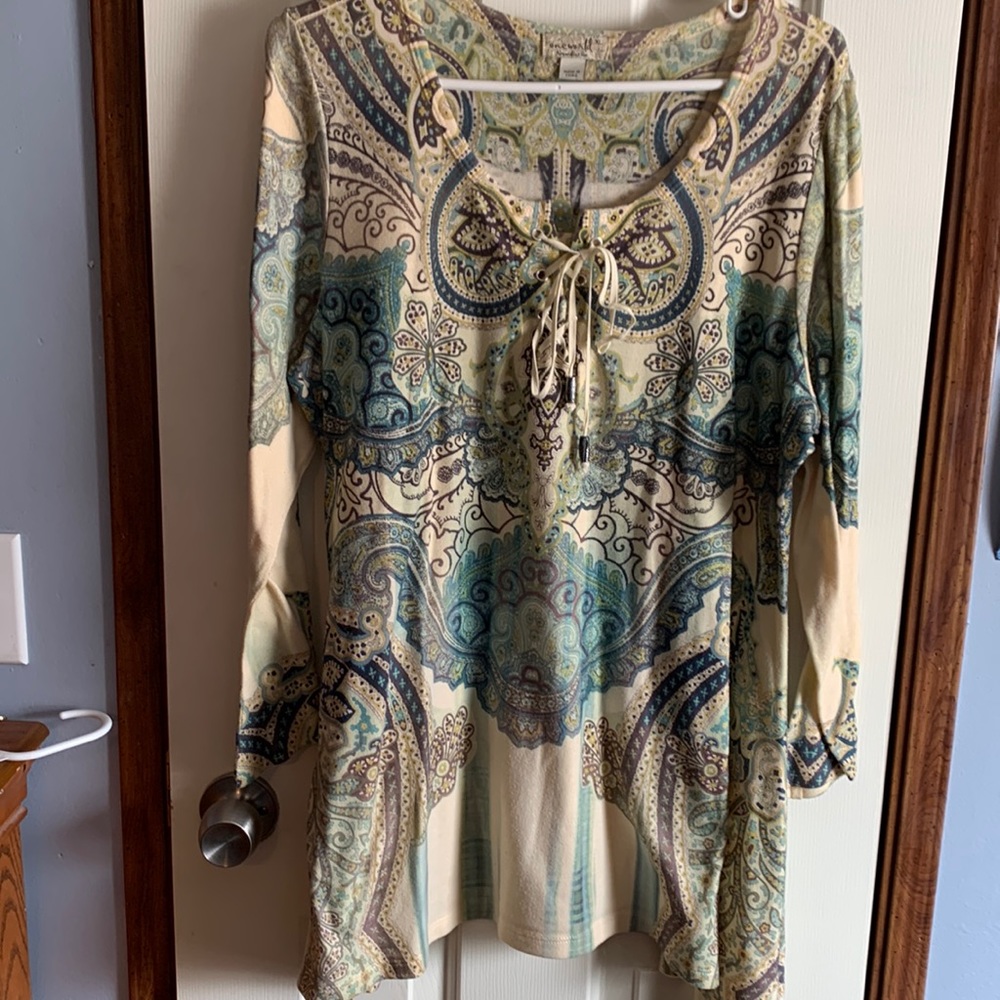 One World X-Large top